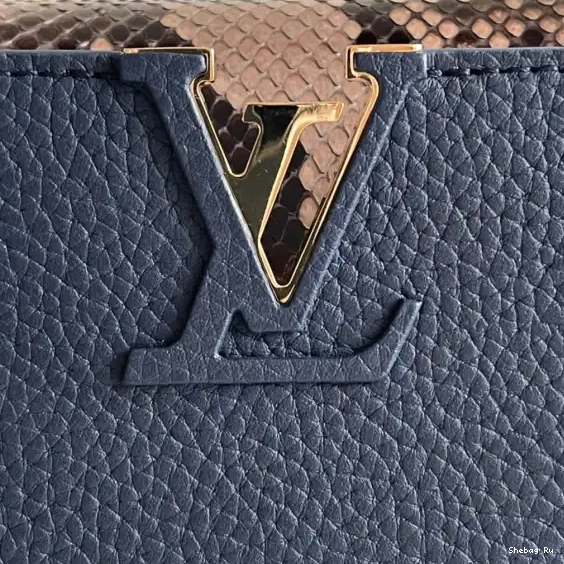 LOUIS BB CAPUCINES VUITTON 0522